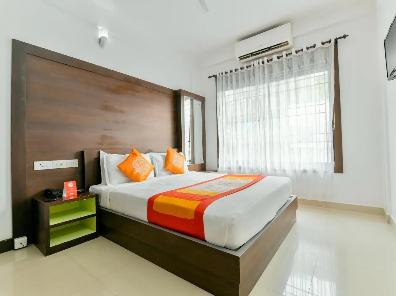 Oyo 6244 Kay Pee'S Inn Kochi الهند