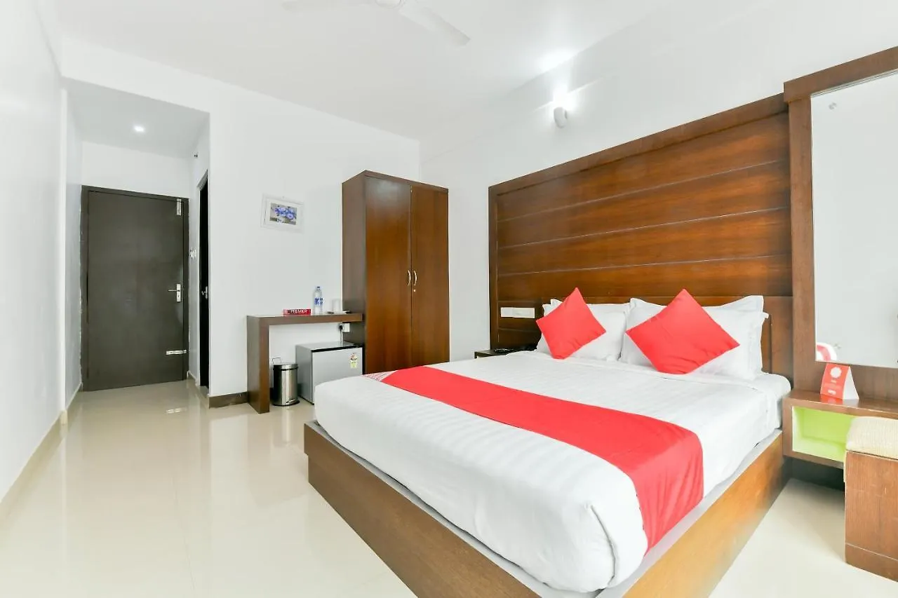 Oyo 6244 Kay Pee'S Inn Kochi