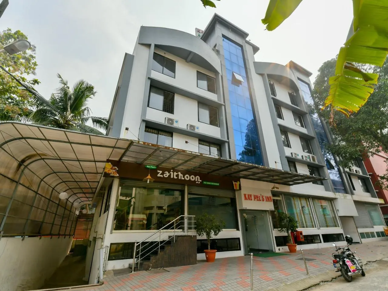 Hotel Oyo 6244 Kay Pee'S Inn Kochi